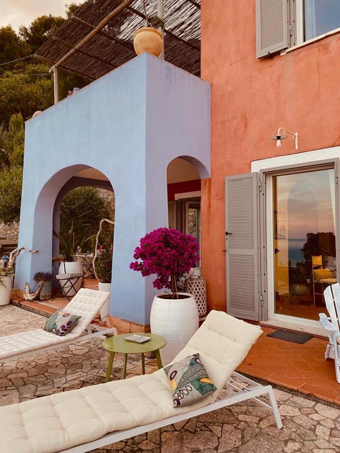 La BouganVilla Charme&Relax vista mare Finale Ligure Esterno foto