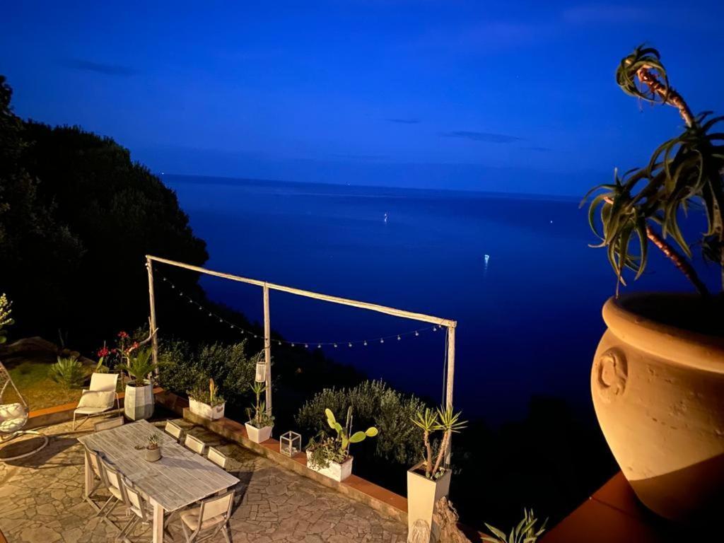 La BouganVilla Charme&Relax vista mare Finale Ligure Esterno foto